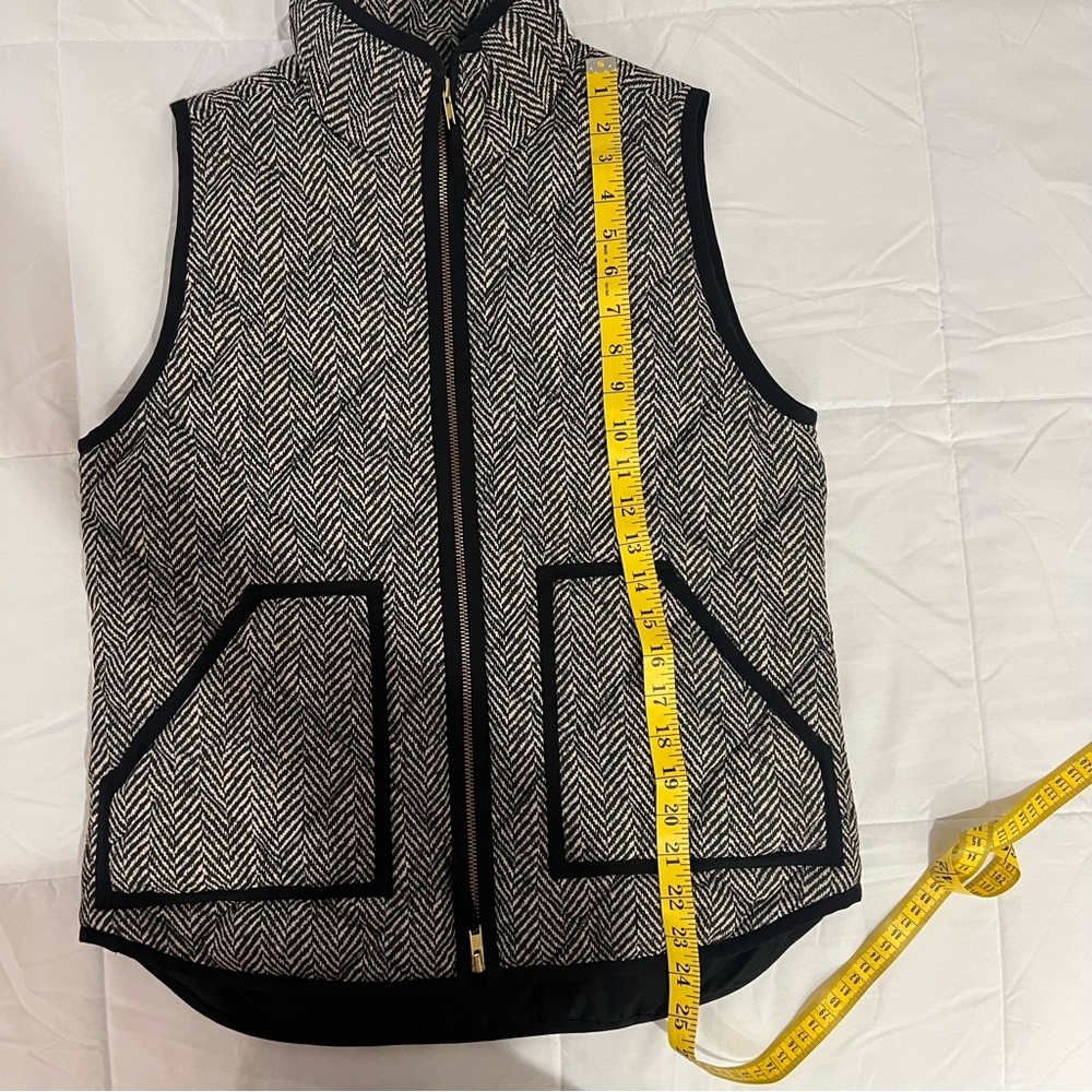 J. Crew Puffer Vest Women’s Size Small Down Quilted Herringbone Insulate… - Picture 9 of 9